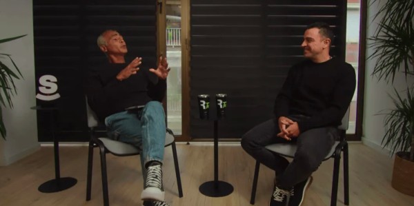 开云注册入口-哈维：刚到巴萨时21岁的内马尔，是我见过最接近梅西的球员